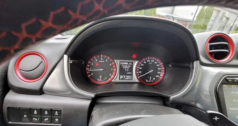 Suzuki Vitara cena 75900 przebieg: 110100, rok produkcji 2019 z Dobiegniew małe 781